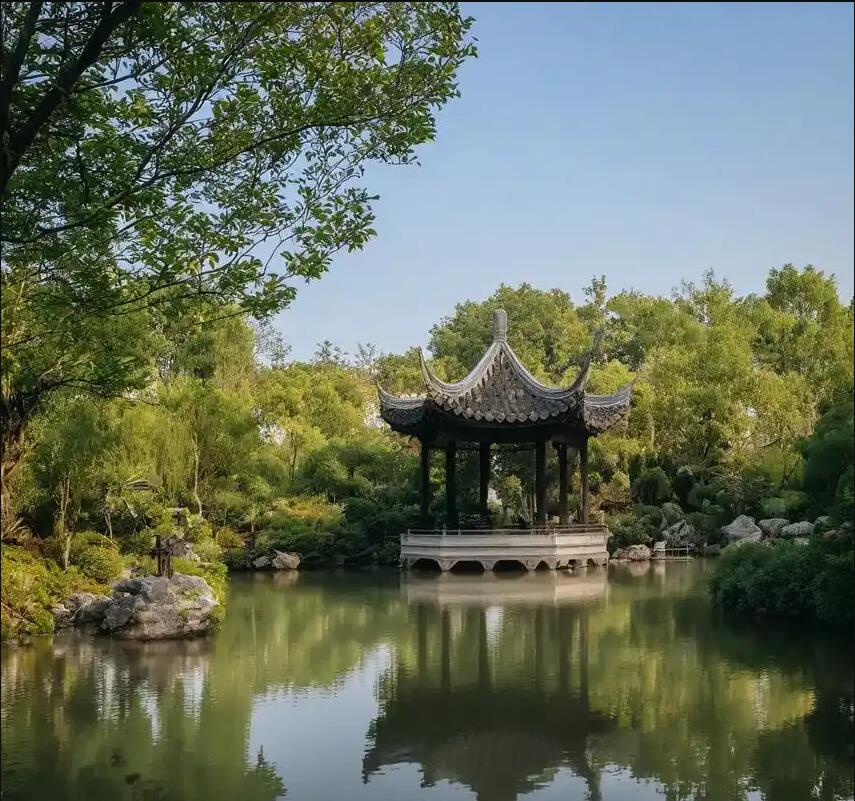 湖南雨珍餐饮有限公司